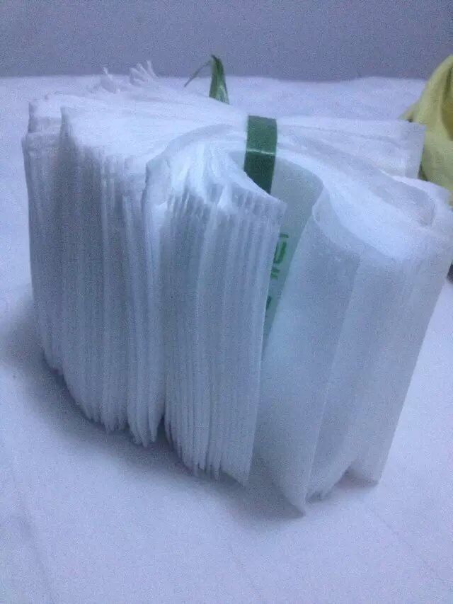 草莓無紡布套袋定做廠家